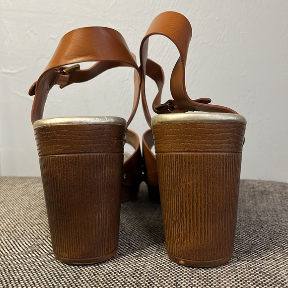a.n.a.dark tan strappy sandals with gold toned studs, size 10. - Picture 6 of 12